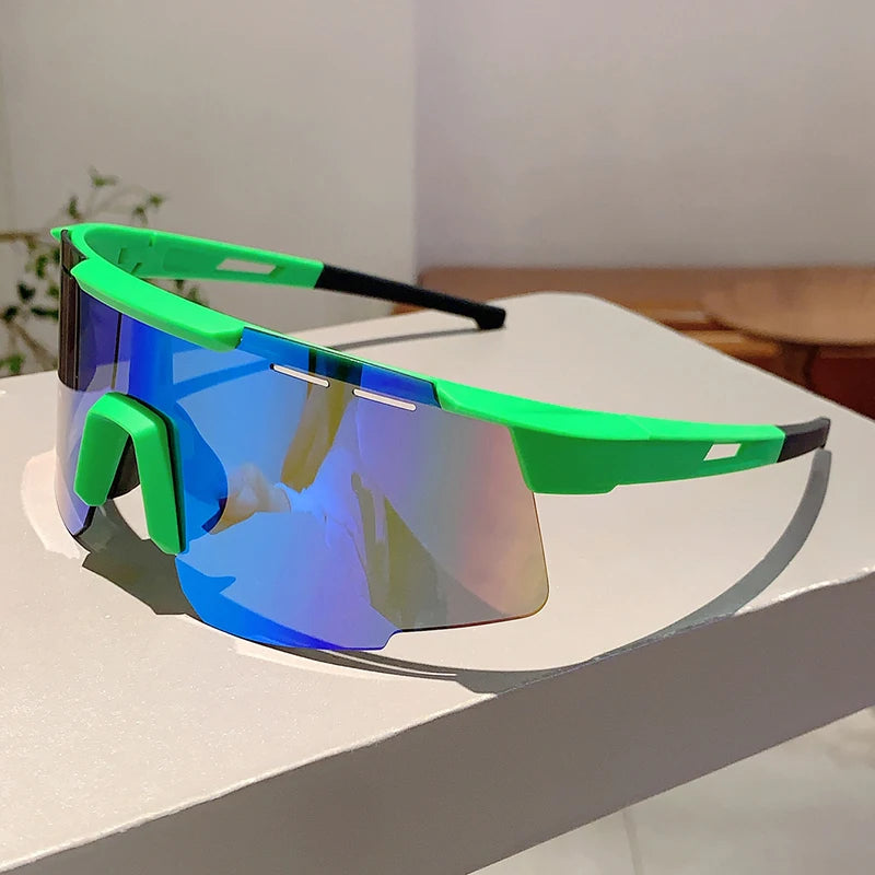 Trendy Anti-UV Cycling Sunglasses for Men & Women